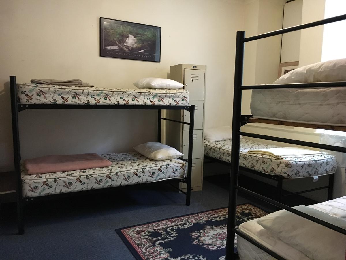 Hyde Park Backpackers Hostel Сидни Екстериор снимка