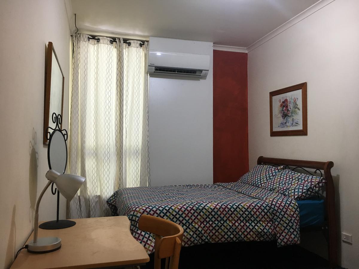 Hyde Park Backpackers Hostel Сидни Екстериор снимка